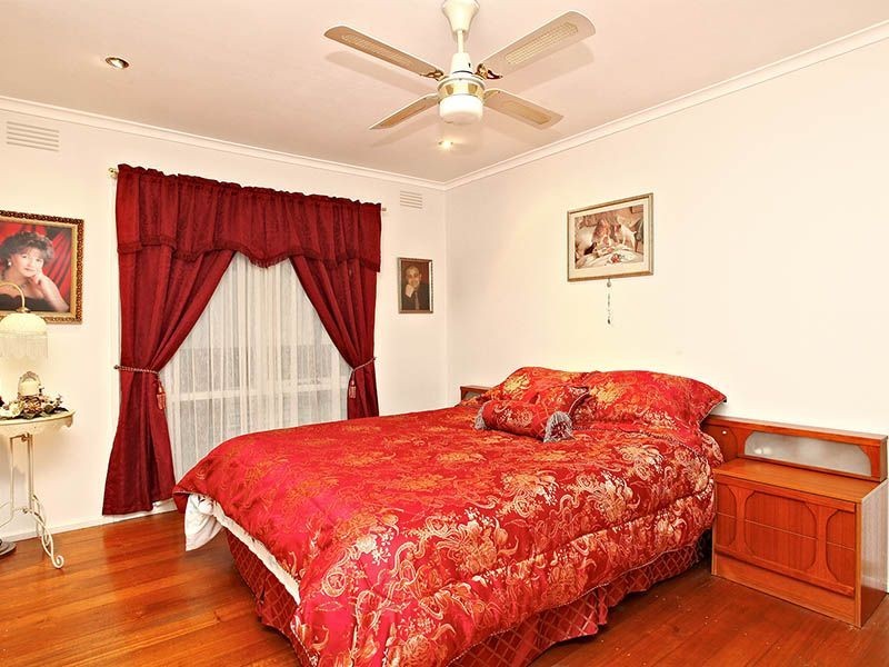 15 Koala Crescent, Westmeadows VIC 3049