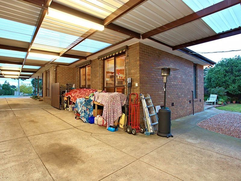 15 Koala Crescent, Westmeadows VIC 3049