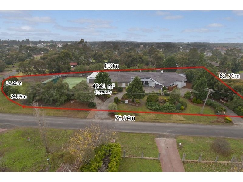 8 Airdrie Mews, Greenvale VIC 3059