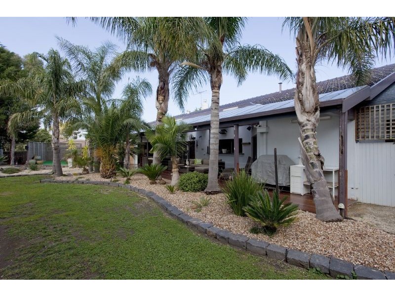 8 Airdrie Mews, Greenvale VIC 3059