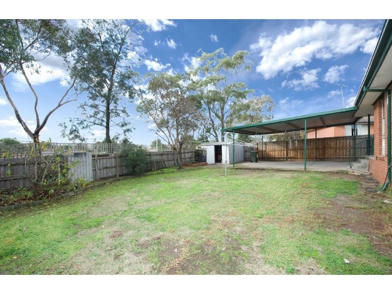 47 Snaefell Crescent, Gladstone Park VIC 3043