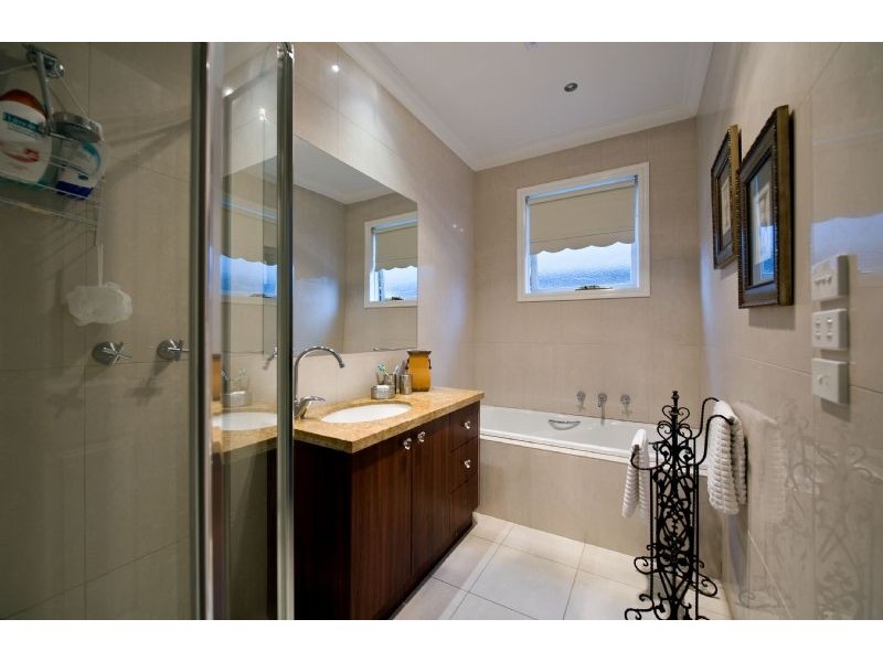 1 Bramcote Drive, Westmeadows VIC 3049