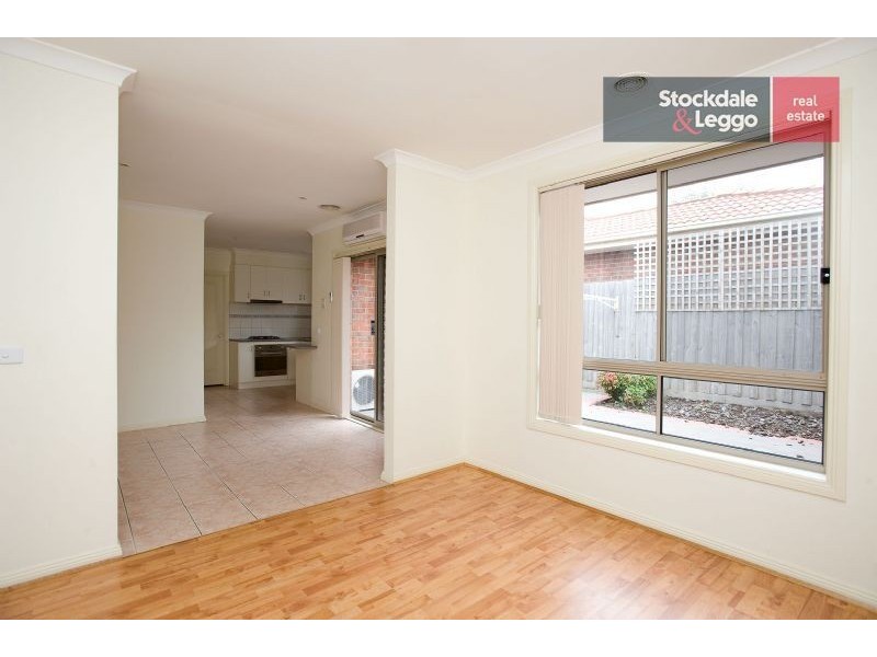 4/70 Broadmeadows Rd, Tullamarine VIC 3043