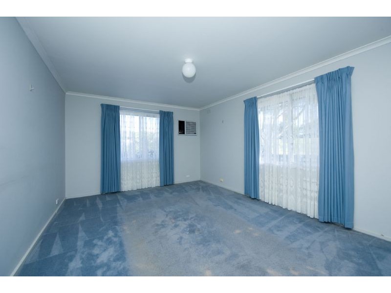 2 Alvie Court, Westmeadows VIC 3049