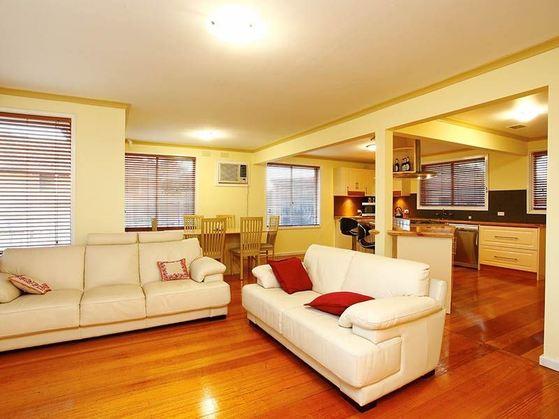 25 Payne Street, Gladstone Park VIC 3043