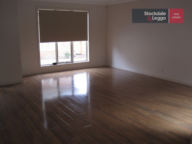 8/26 Hillcrest Drive, Westmeadows VIC 3049