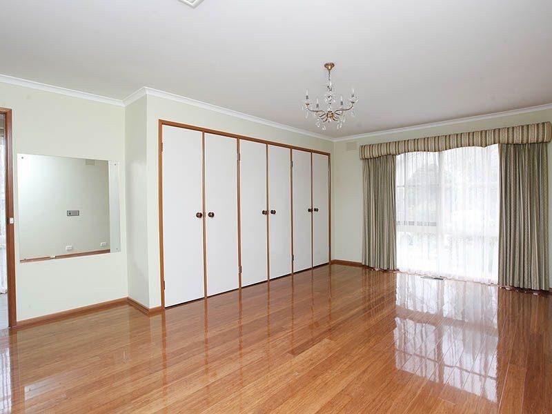 25 Heversham Grove, Greenvale VIC 3059