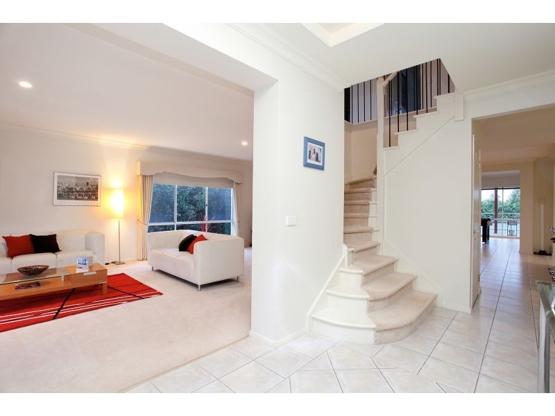 14 Gatehouse Drive, Attwood VIC 3049