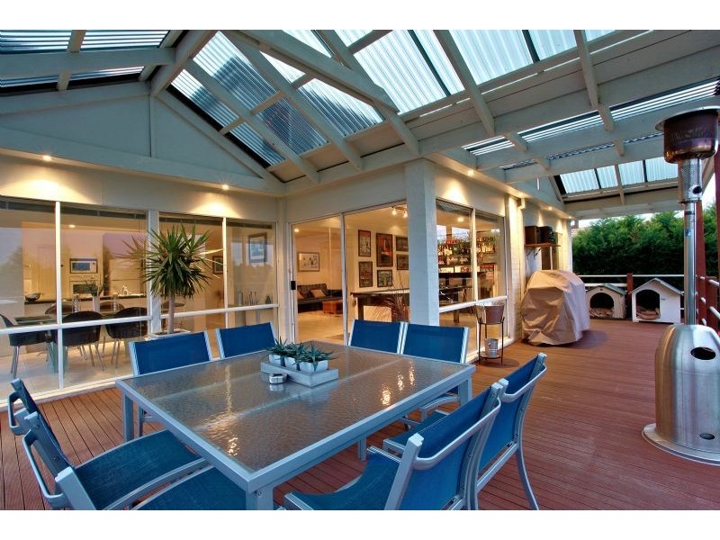 14 Gatehouse Drive, Attwood VIC 3049