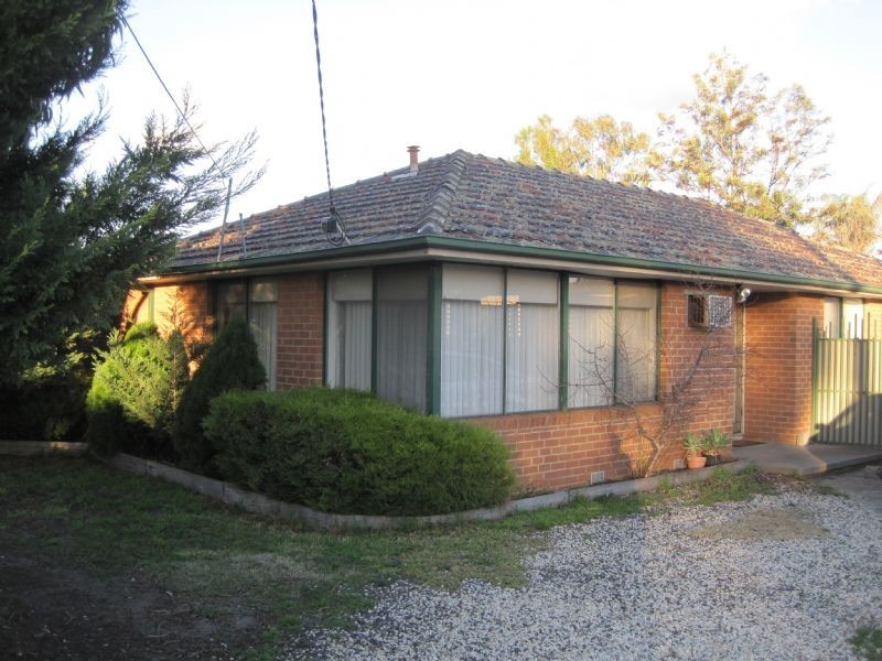 44 Katrina Drive, Gladstone Park VIC 3043