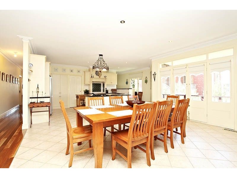 22 Arkley Drive, Greenvale VIC 3059