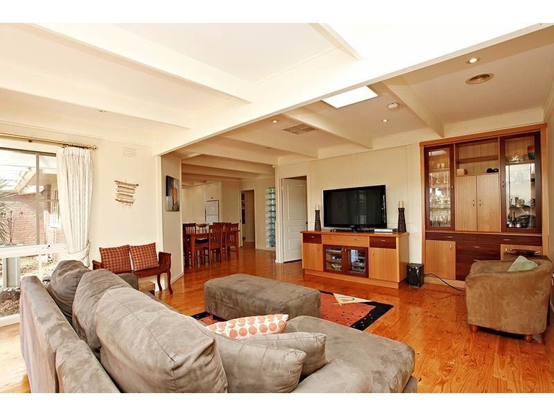 1 Buchanan Place, Greenvale VIC 3059