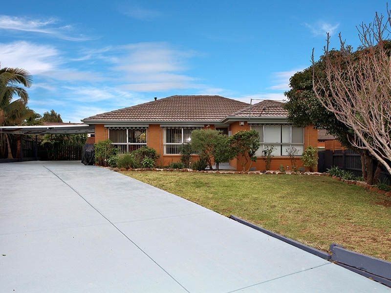 8 Roma Court, Tullamarine VIC 3043