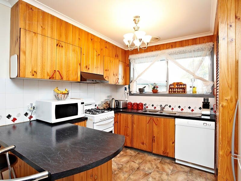 8 Roma Court, Tullamarine VIC 3043