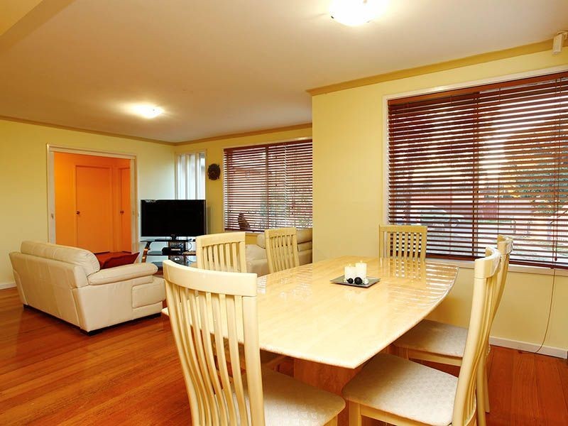25 Payne Street, Gladstone Park VIC 3043