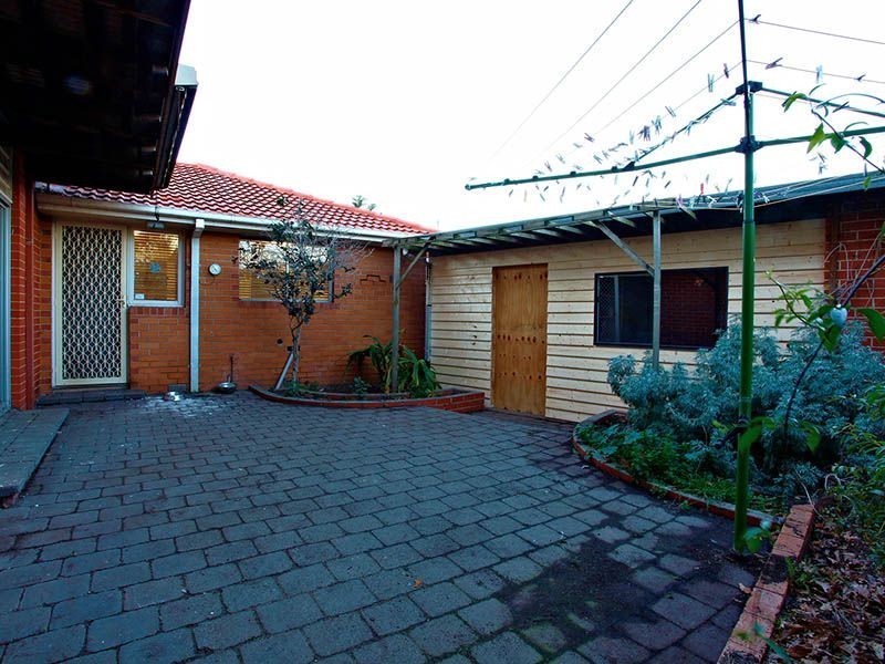 25 Payne Street, Gladstone Park VIC 3043