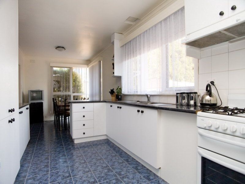 17 David Avenue, Keilor East VIC 3033
