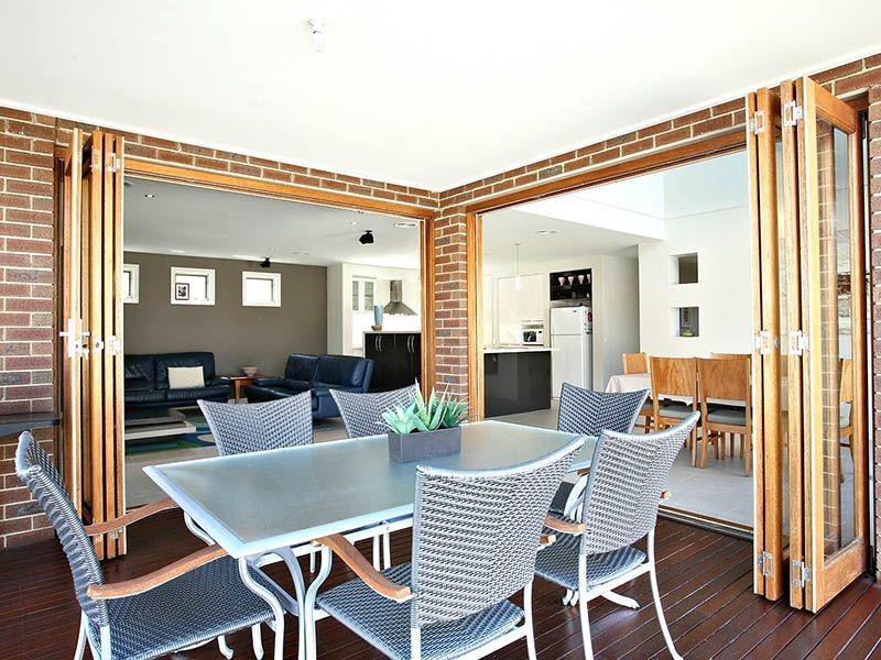 13 Kings Collage Court, Attwood VIC 3049