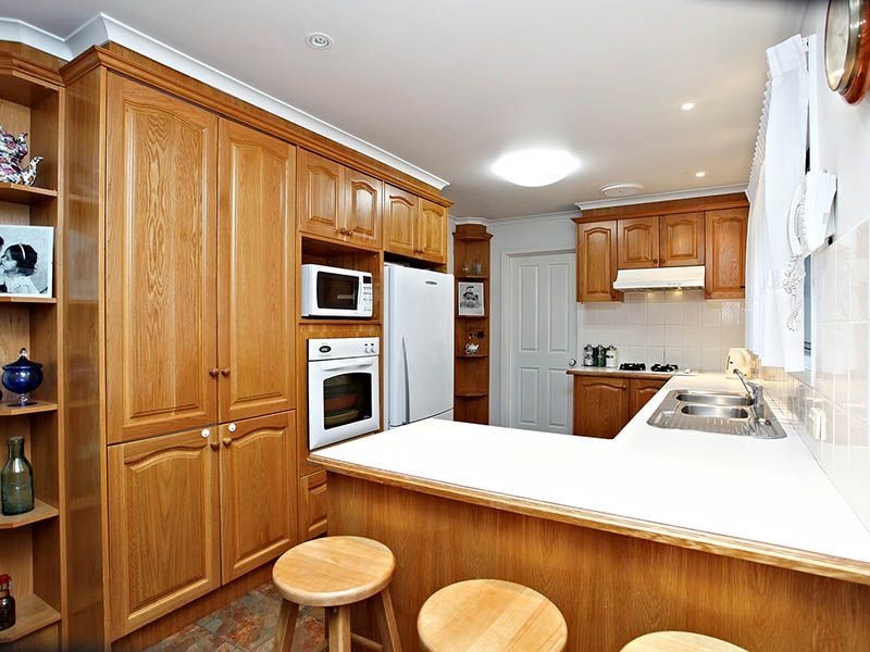 4 Teala Court, Gladstone Park VIC 3043