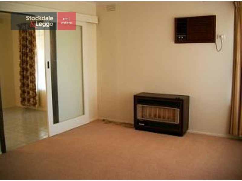 97 Carrick Drive, Gladstone Park VIC 3043