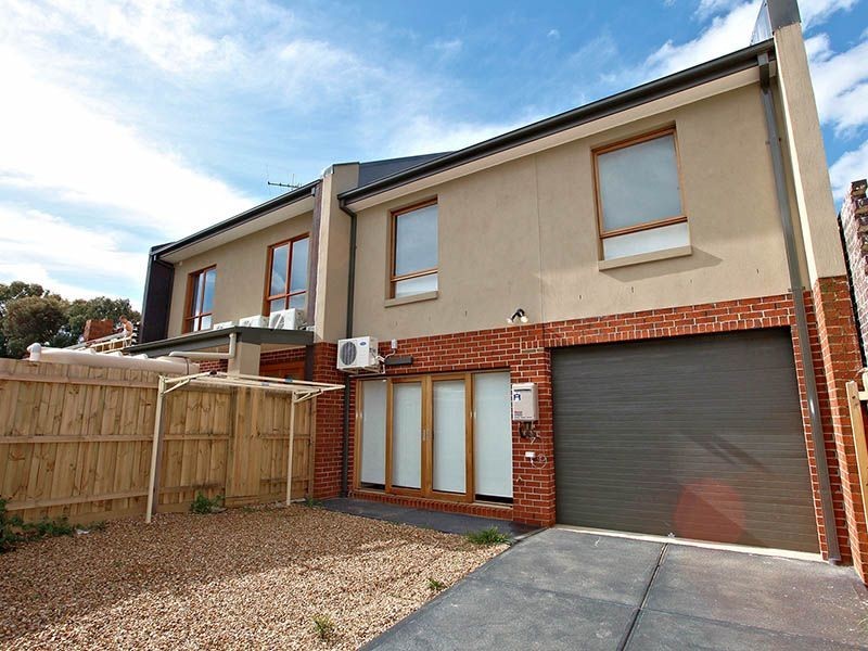 4/1-5 Heversham Grove, Greenvale VIC 3059