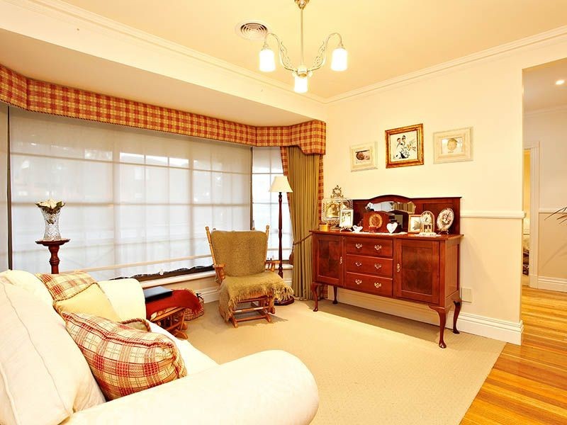 35 Heversham Grove, Greenvale VIC 3059