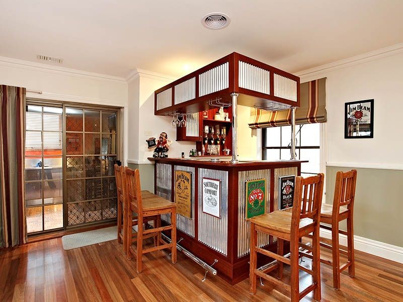 35 Heversham Grove, Greenvale VIC 3059