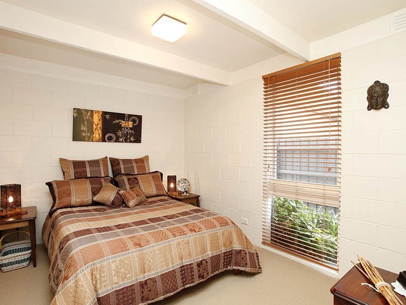 105 South Circular Road, Gladstone Park VIC 3043