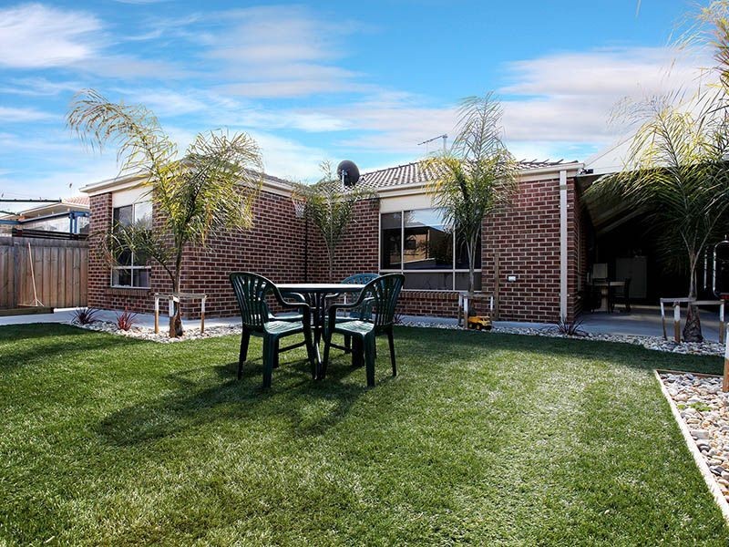 17 Castlehill Avenue, Greenvale VIC 3059