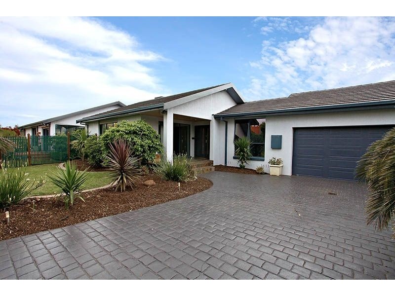 14 Annan Court, Greenvale VIC 3059