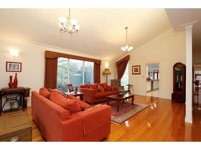 14 Annan Court, Greenvale VIC 3059