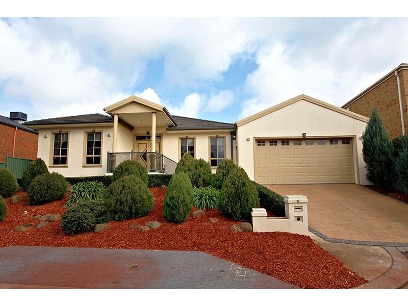 17 McIvor Way, Attwood VIC 3049