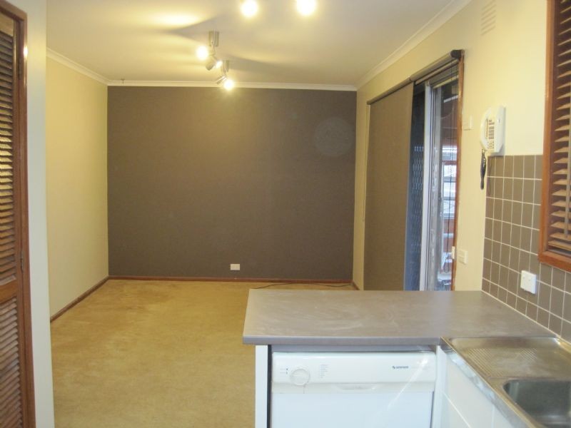 322 Carrick Drive, Gladstone Park VIC 3043