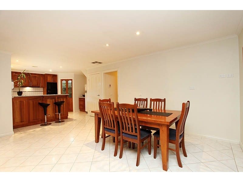 32 Nicholson Court, Greenvale VIC 3059