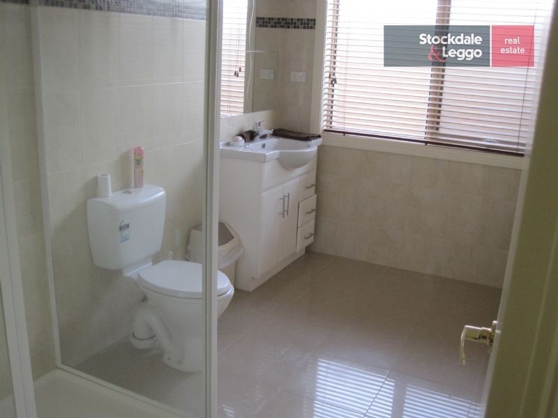 2/60 Toora Drive, Westmeadows VIC 3049