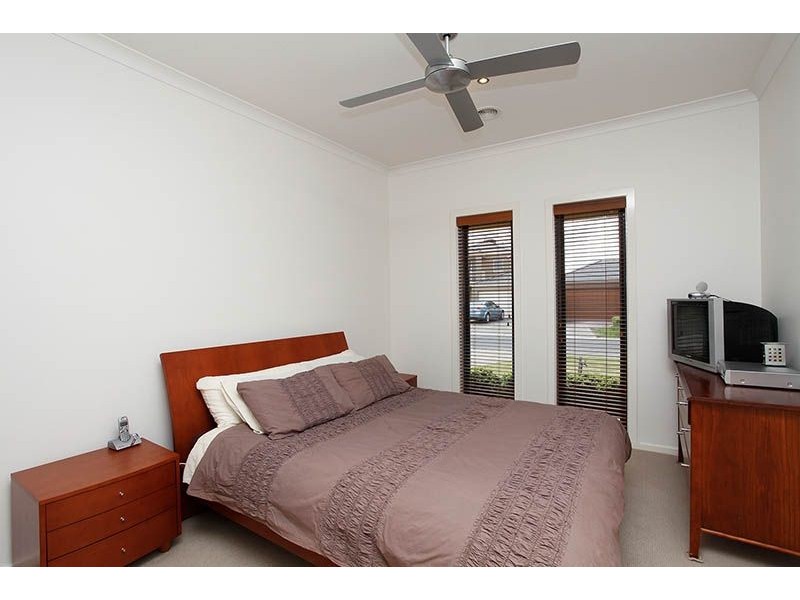 59 Rutherglen Crescent, Gowanbrae VIC 3043