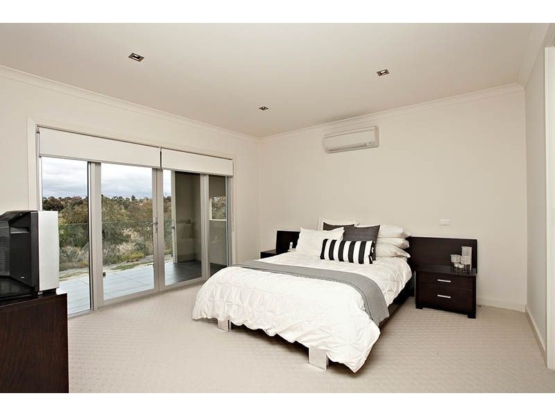 9 Marjon Court, Attwood VIC 3049