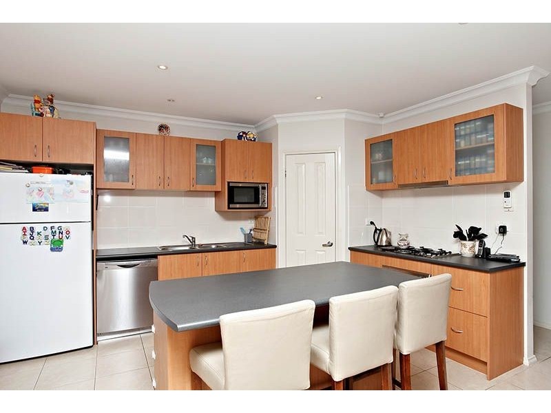 62 Rutherglen Crescent, Gowanbrae VIC 3043