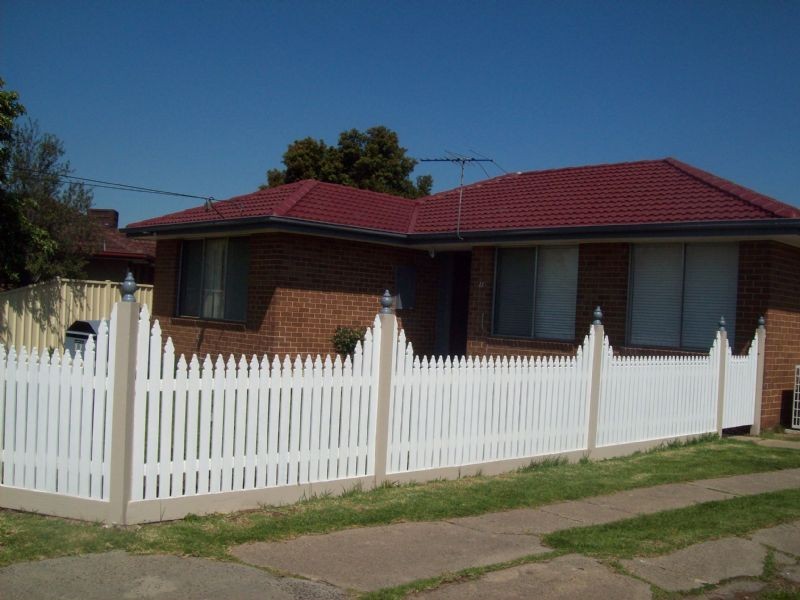 11 Cosdown Close, Gladstone Park VIC 3043