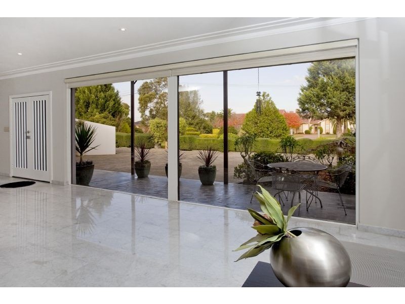 8 Airdrie Mews, Greenvale VIC 3059