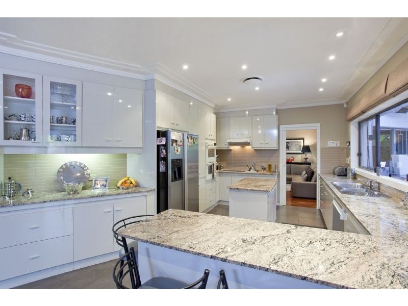 8 Airdrie Mews, Greenvale VIC 3059