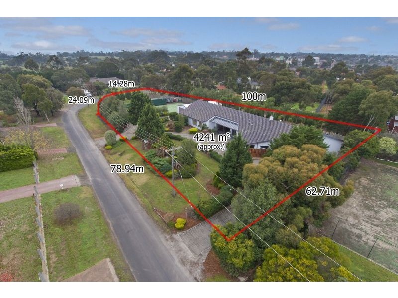 8 Airdrie Mews, Greenvale VIC 3059