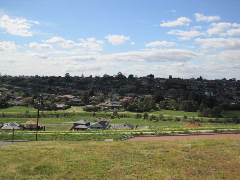 43 Marigold Crescent, Gowanbrae VIC 3043