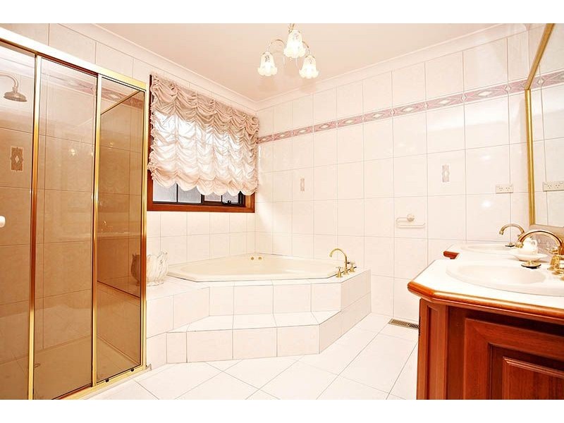 71 Greenvale Drive, Greenvale VIC 3059