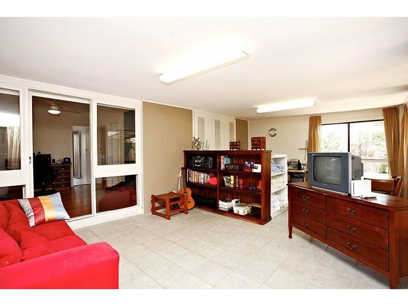 20 Burnleigh Drive, Gladstone Park VIC 3043