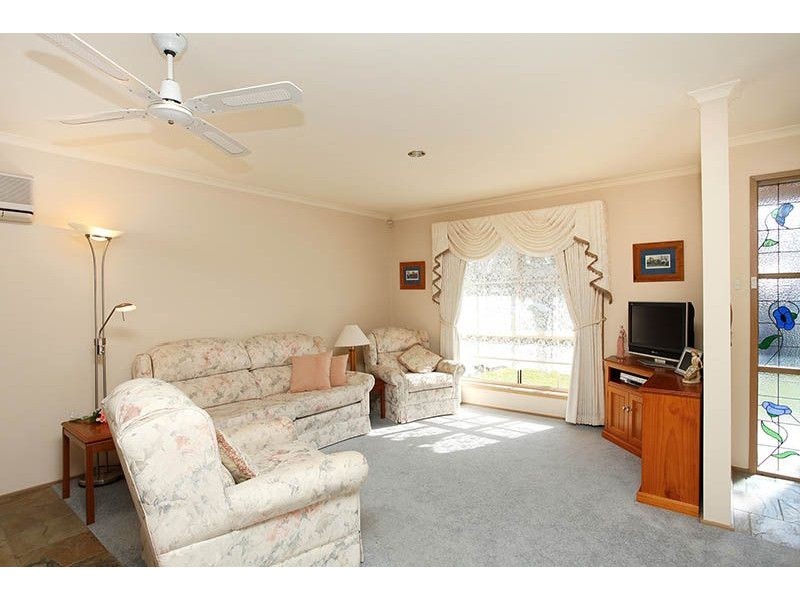 8 Parkhill Court, Westmeadows VIC 3049