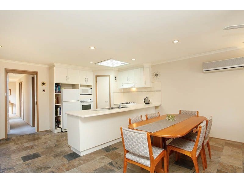 8 Parkhill Court, Westmeadows VIC 3049