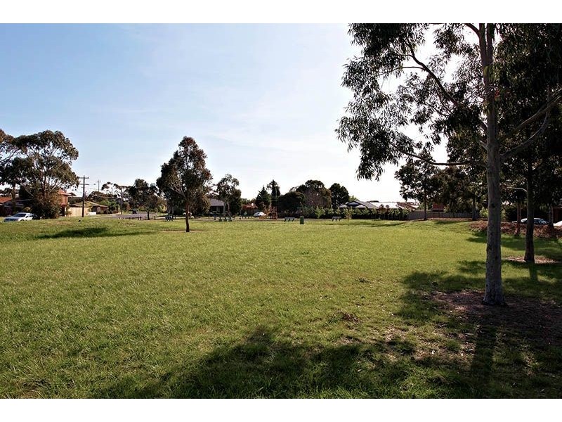 8 Parkhill Court, Westmeadows VIC 3049