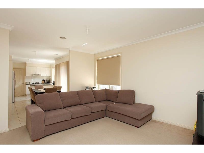 1/37 Eumarella Street, Tullamarine VIC 3043