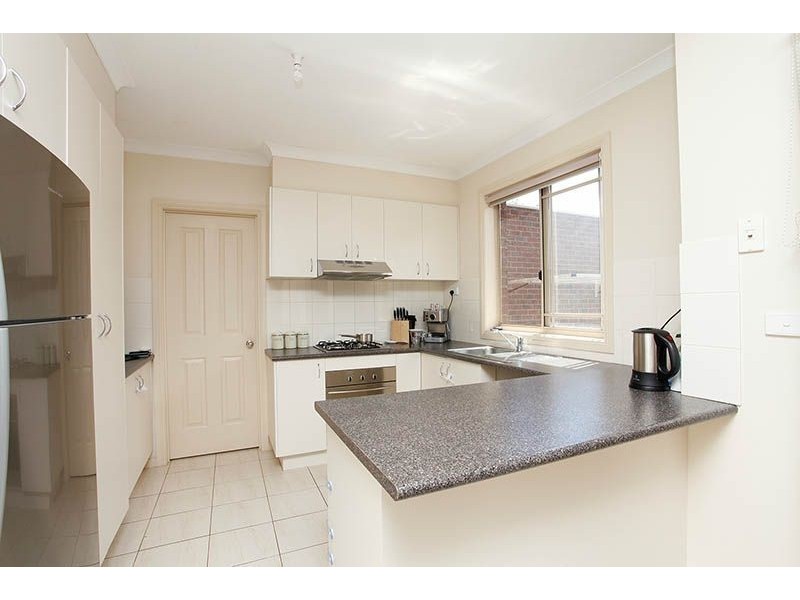 1/37 Eumarella Street, Tullamarine VIC 3043